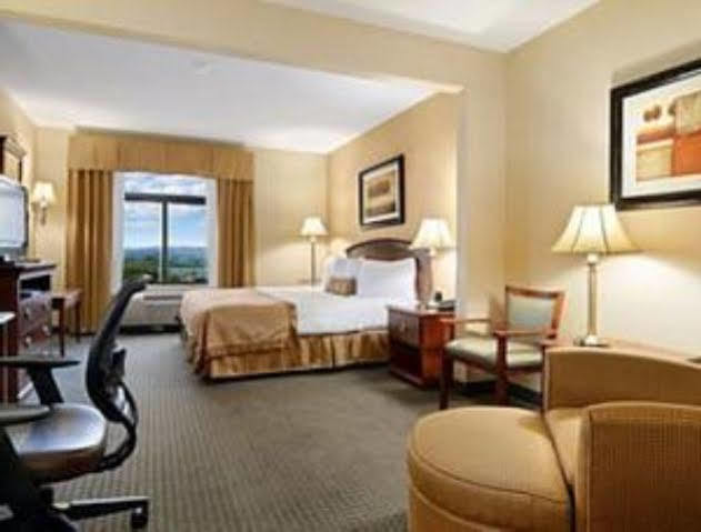 Holiday Inn Cleveland By Ihg Ngoại thất bức ảnh